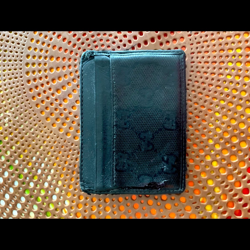 Authentic Gucci leather valet  card holder used